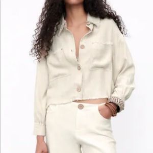 ZARA FRAYED TRIM SHORT JACKET 🤍